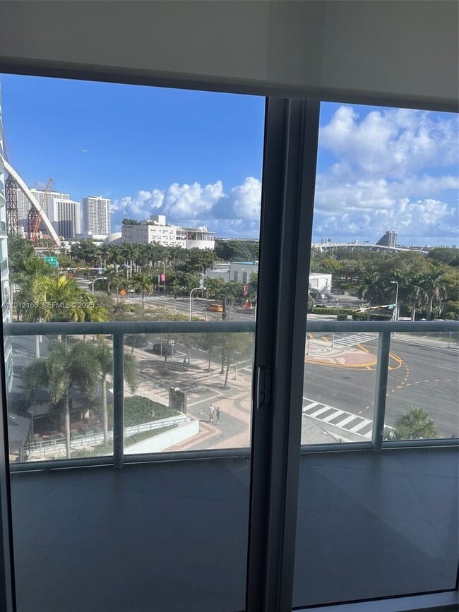 Building Photo - 888 Biscayne Blvd