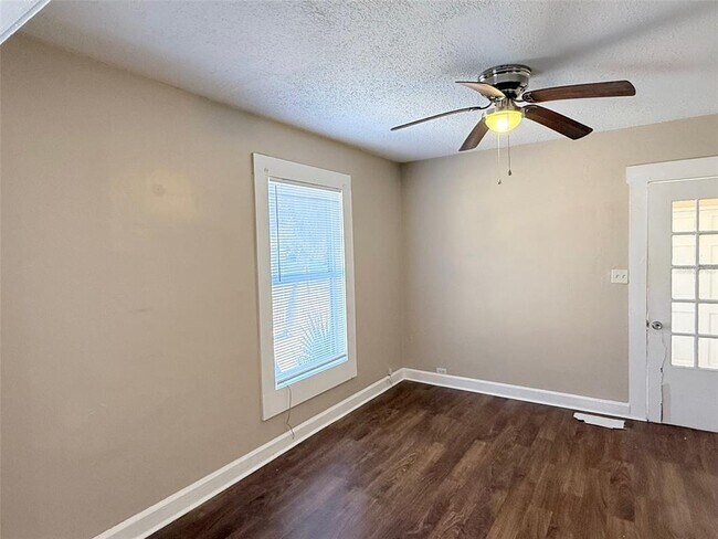 Foto del edificio - 2609 4th St S