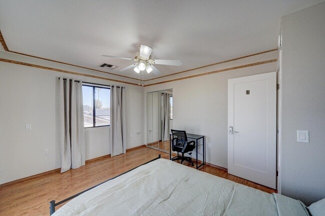 Foto del edificio - 5124 W Harmont Dr
