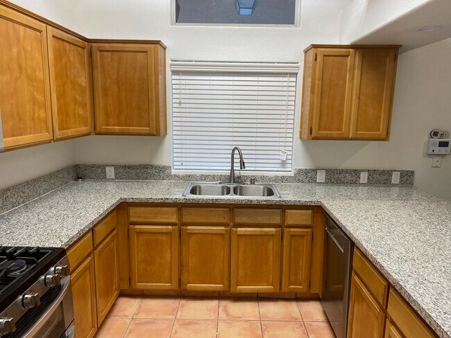 Building Photo - 2743 W. CERES CT. - 3 BEDROOM 2 BATH + SMA...