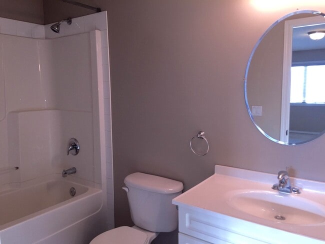 Building Photo - 7916-7988 88 Ave