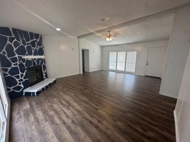 Building Photo - 3328 Avenue A