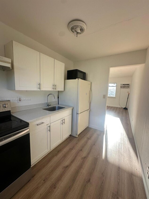 Foto principal - 2891 NW 13th Ct