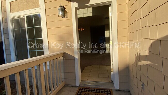 Building Photo - 4092 Memoir Ave