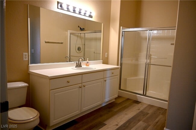 Building Photo - 10245 S Maryland Pkwy