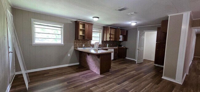 Foto del edificio - Almost Ready! 3 Bedroom 2 Bath Single Family Home in Longview!