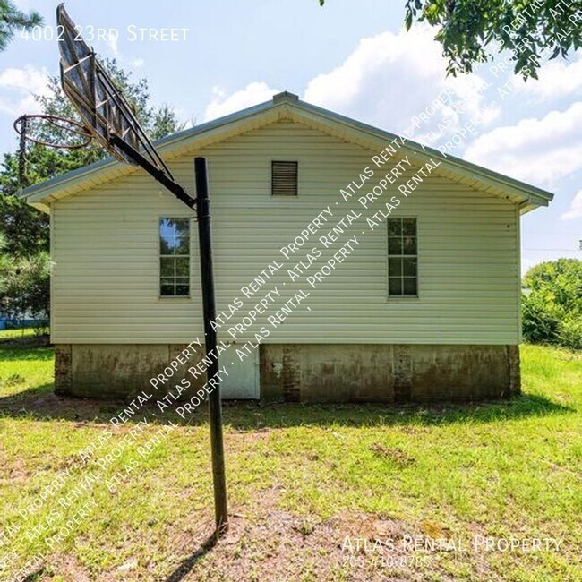 Building Photo - 4002 23rd St NE