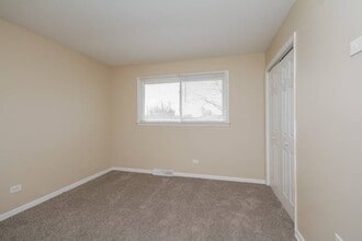 Building Photo - 17342 Oriole Ave
