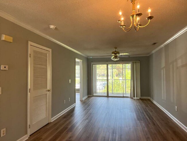 Foto del edificio - 4025 Sandtrap Ave