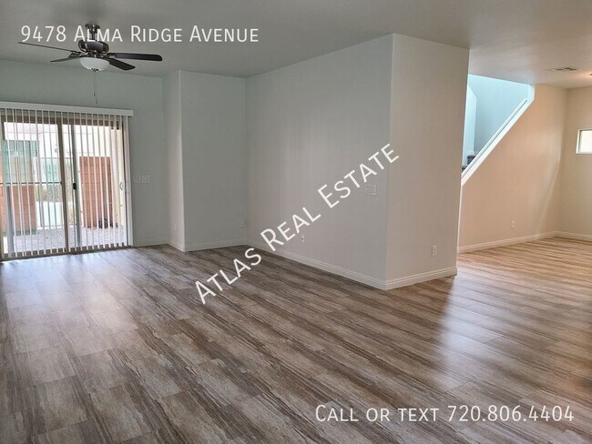 Foto del edificio - **COMING SOON 03/20/2024**  Stunning 3 Bed...