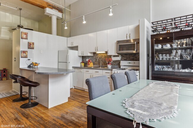 Foto del edificio - 417 S Jefferson St