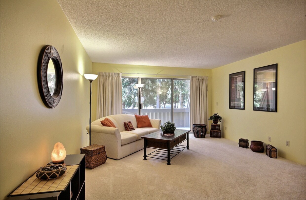 4801 180th St SW, Lynnwood, WA 98037 Condo for Rent in Lynnwood, WA