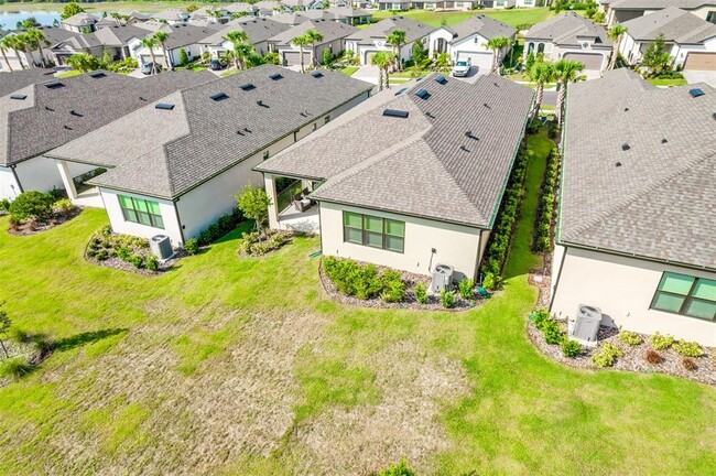 Building Photo - 955 Braewood Dr