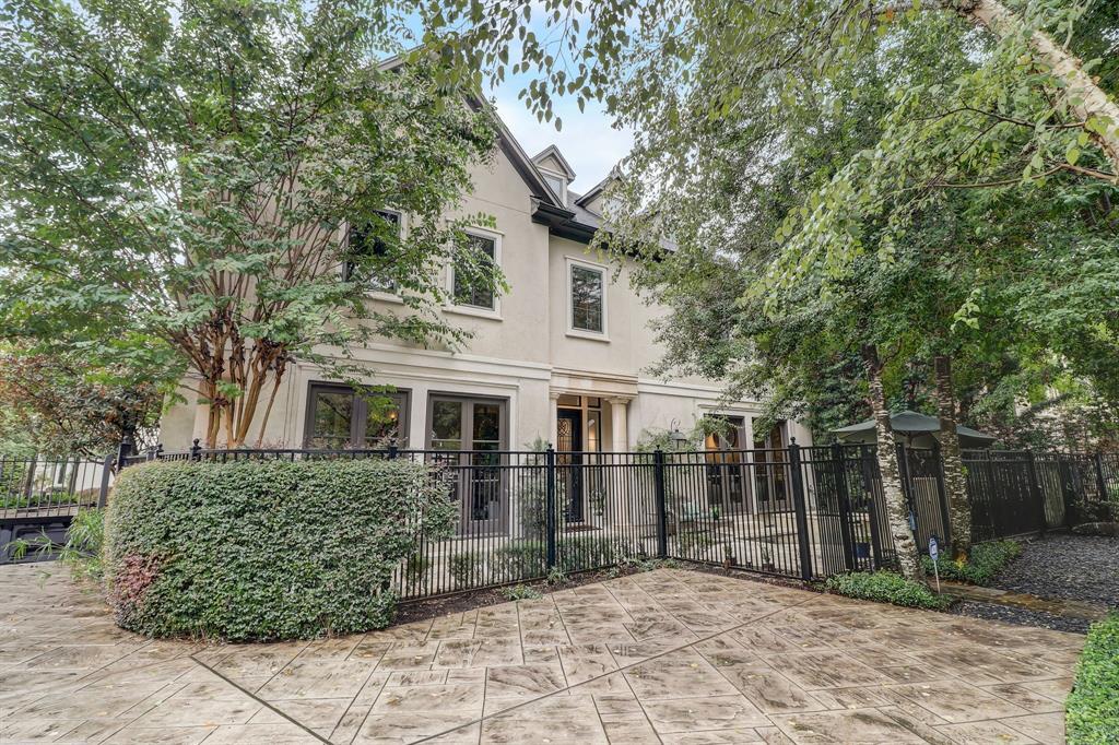 30 Hackberry Ln, Houston, TX 77027 House Rental in Houston, TX