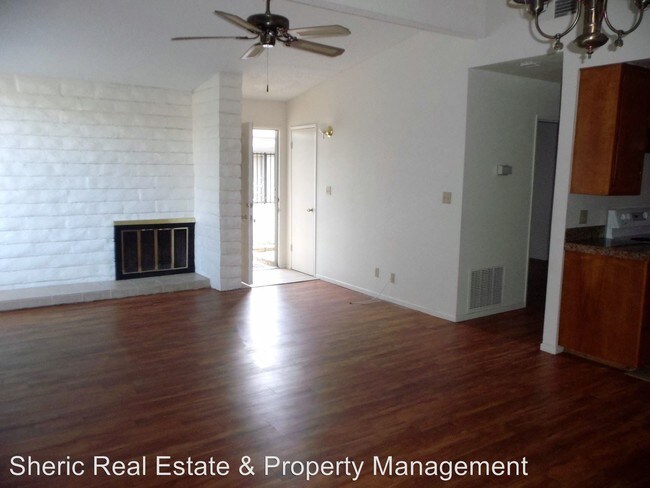 Building Photo - 55140 Airlane Dr