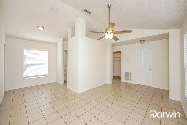 Foto del edificio - 1366 Winterville St, Deltona, FL 32725
