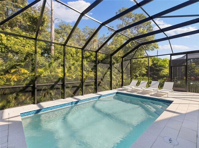 Foto del edificio - 2721 Van Buren Ave