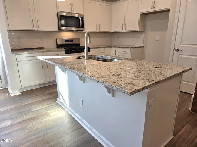 Foto del edificio - 4025 Kidd Pl