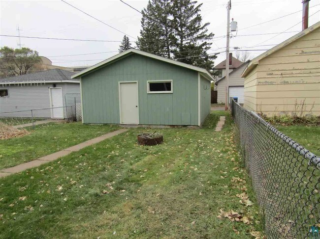 Building Photo - 1313 Baxter Ave