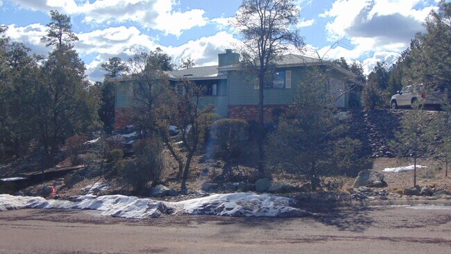 Building Photo - 1734 Broken Arrow Dr