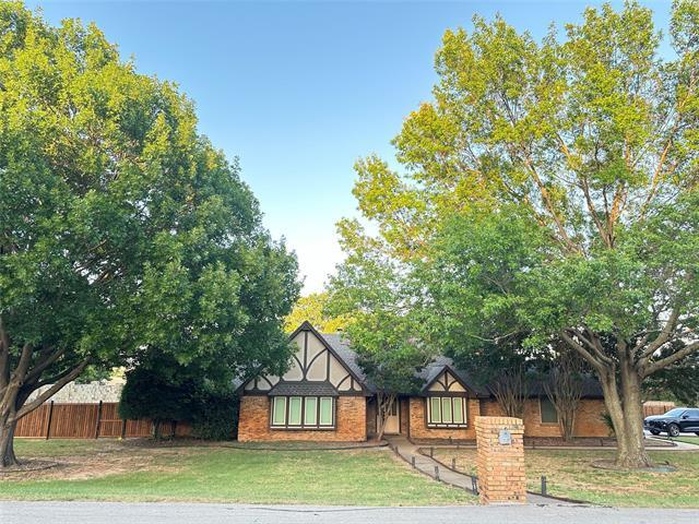 Foto del edificio - 205 Westwood Dr