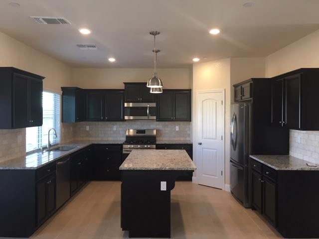 Building Photo - 3747 Bonifacio Way