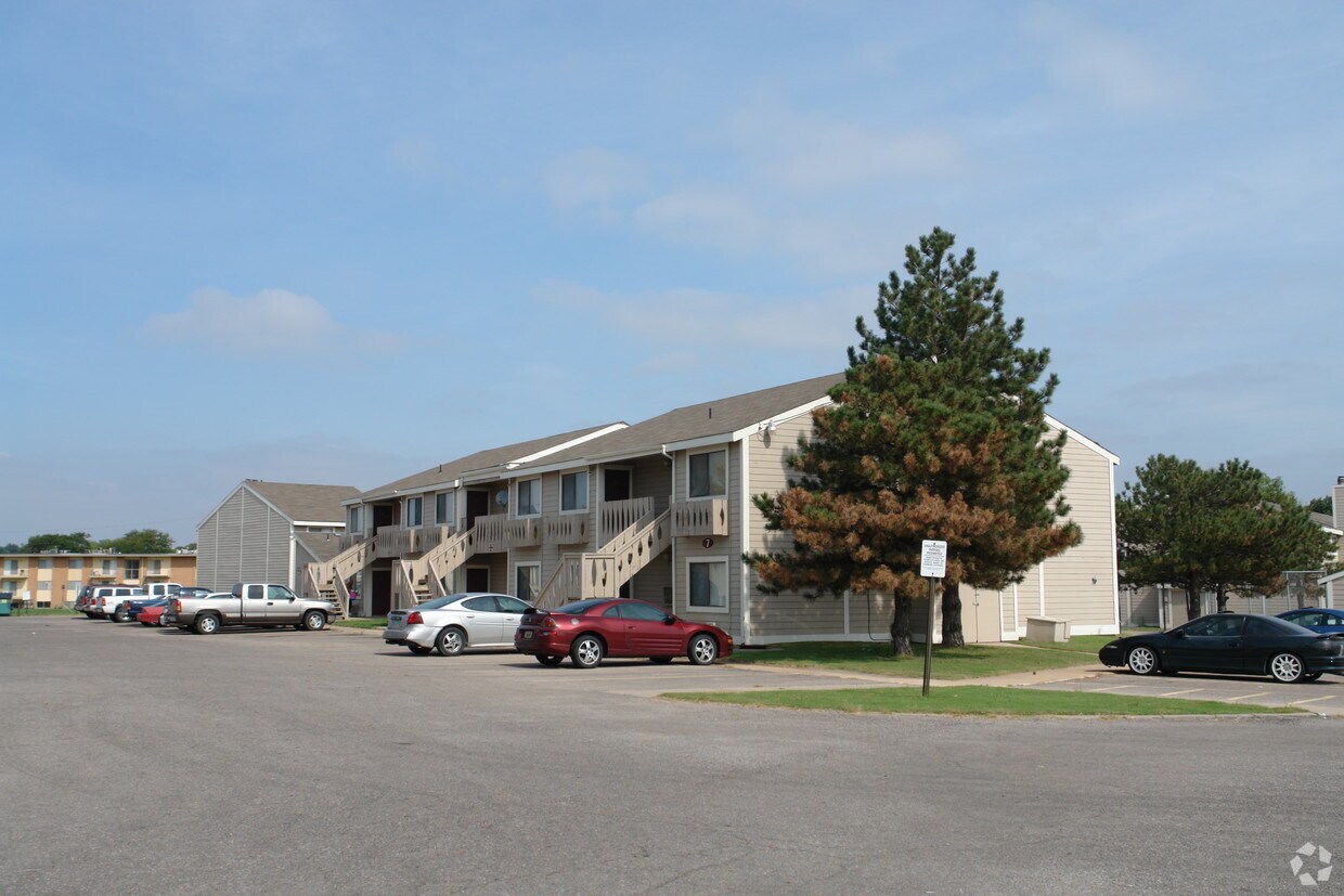 Sugar Creek Apartments Apartments in Wichita, KS