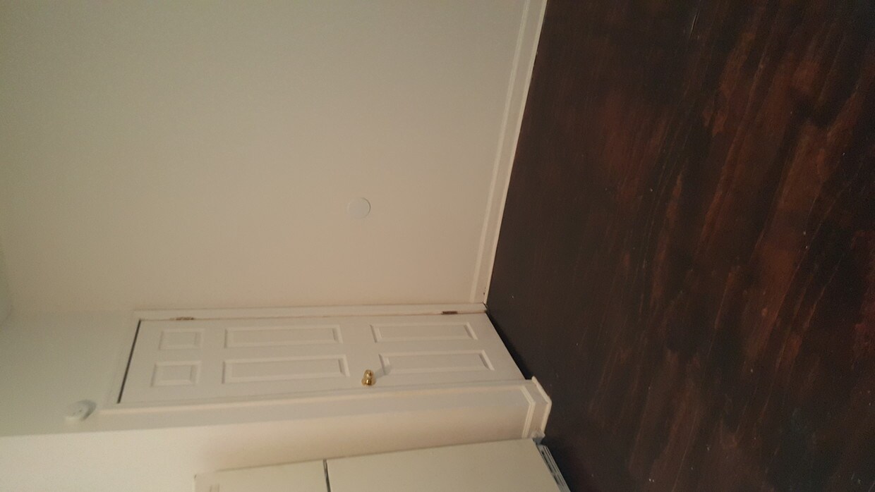 Foto del edificio - 6167 Elmwood Ave