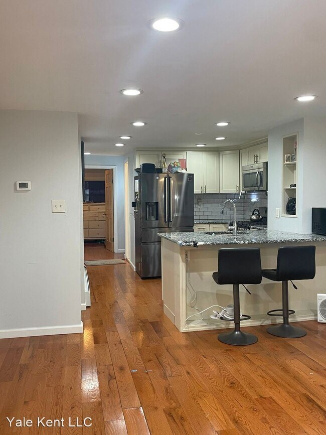 Foto del edificio - 4 br, 2 bath House - 279 S 18th St
