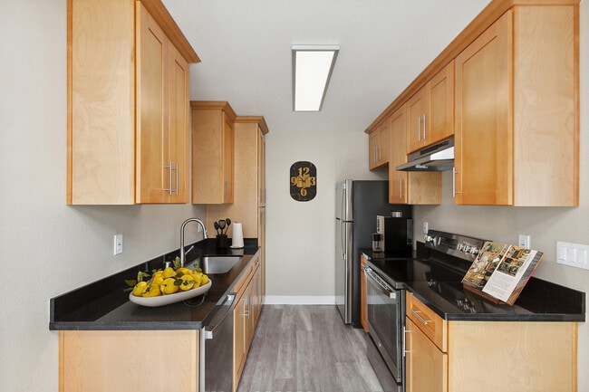 Building Photo - ReNew 4NinetyEight Building Photo - ReNew 4NinetyEight