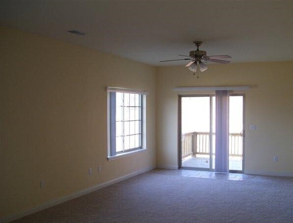 Foto del edificio - 3 bed 2 bath home with Fenced in backyard!