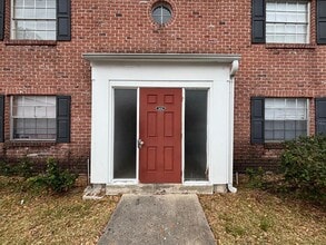 Building Photo - 1432 Holden Ave