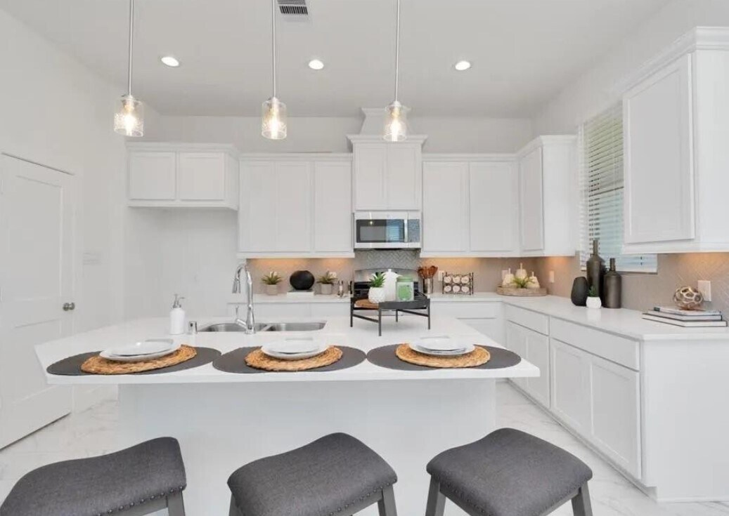 Foto principal - 1526 Crystal Stream Dr