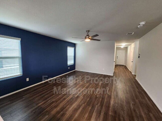 Foto del edificio - 14428 Cloudview Way