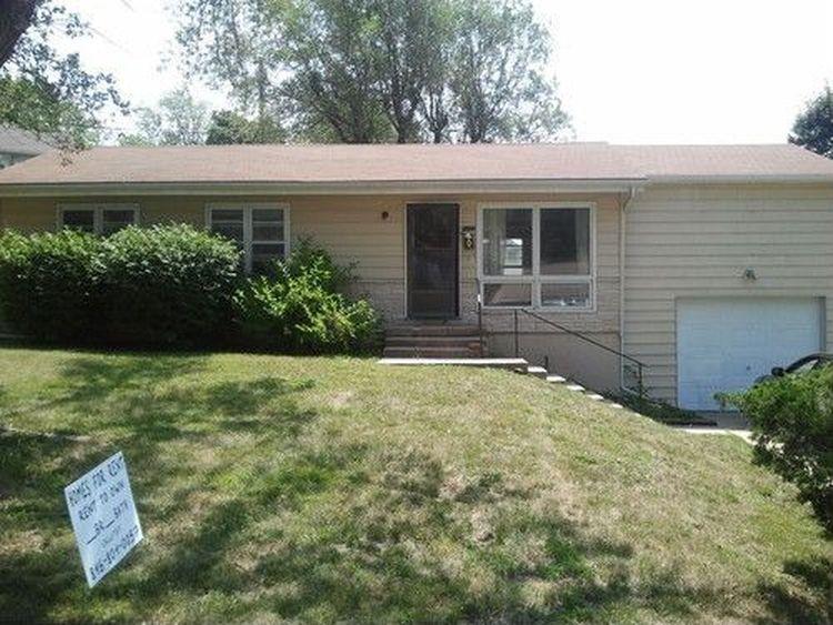 Primary Photo - 3405 N Union Dr