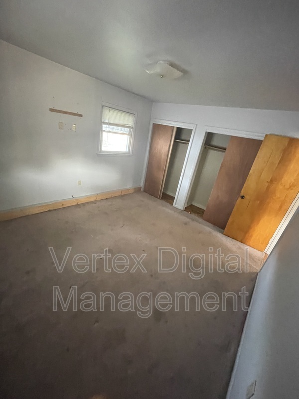Building Photo - 624 Hemlock St