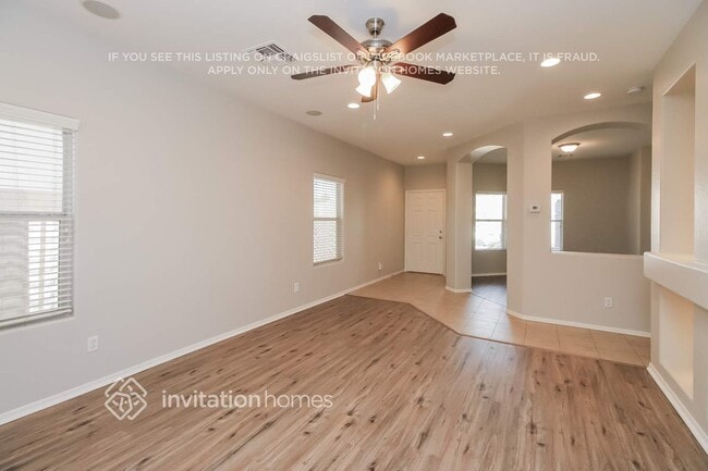 Foto del edificio - 3677 E Remington Dr