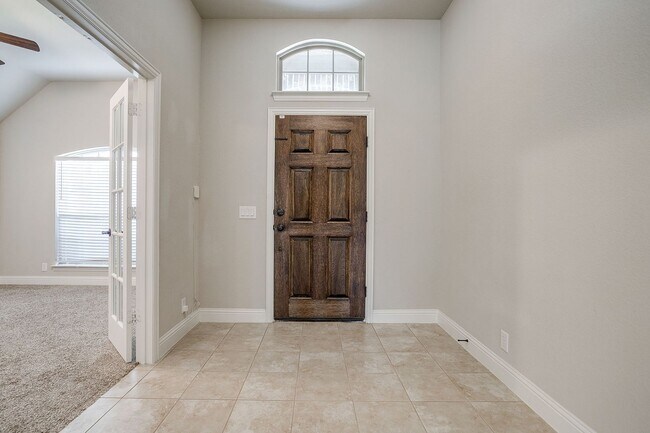 Foto del edificio - Amazing 3 Bed, 2 Bath Rental Available in the Highly Desirable Live Oak Creek- WSISD- 76108