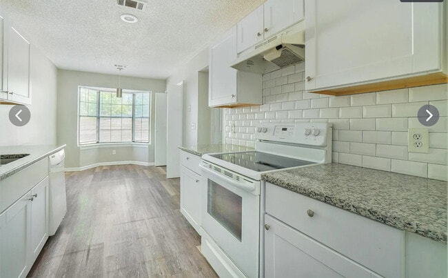 Foto del edificio - 926 Amberly Dr