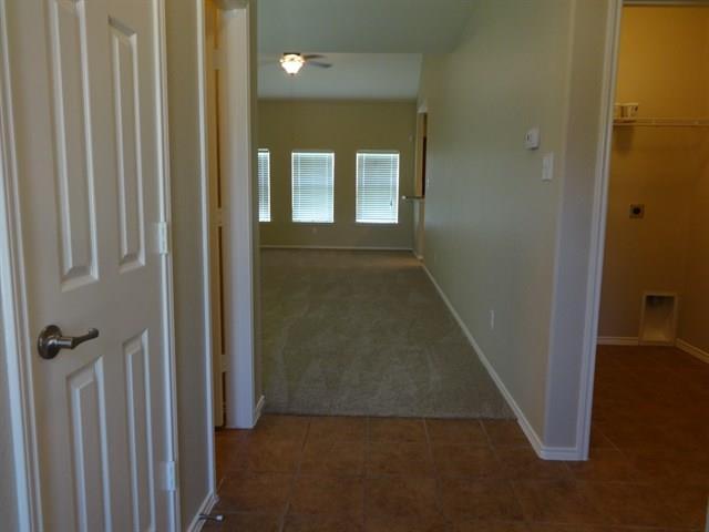 Foto del edificio - 1714 Chestnut Glen Ct