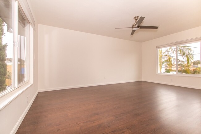 Foto del edificio - 1602-1604 Rosecrans / 3010 Jarvis