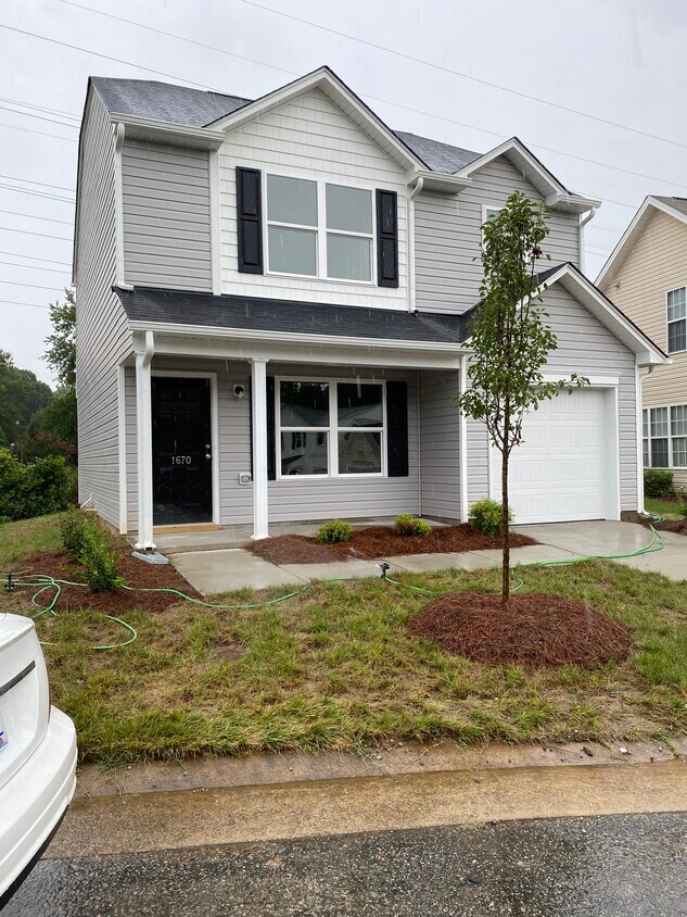 Primary Photo - 1670 Sandersted Village Cir