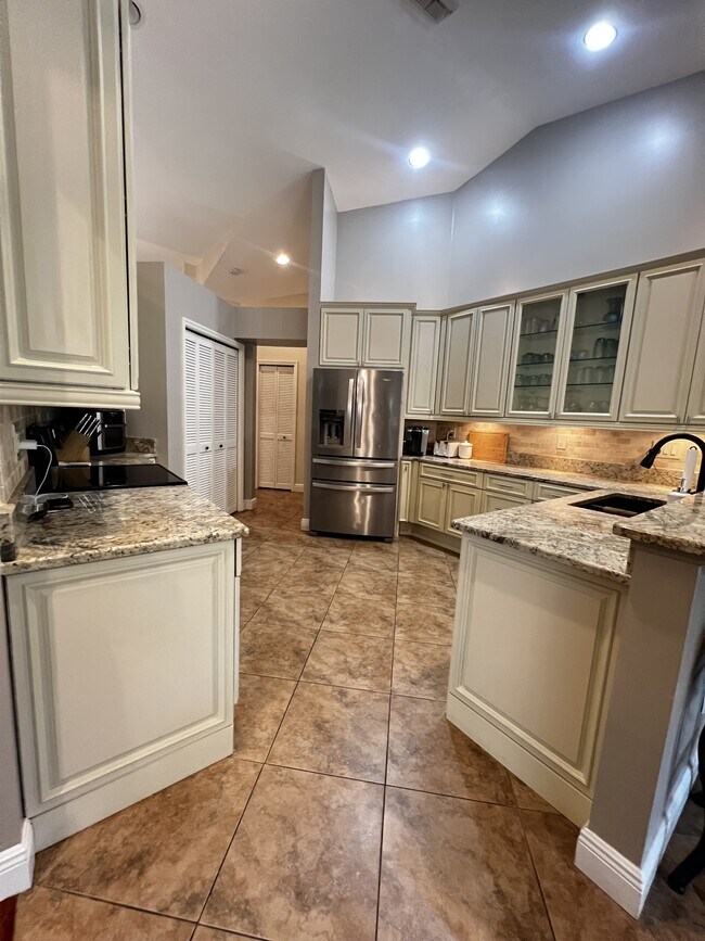 Foto del edificio - 9421 Old Hickory Cir
