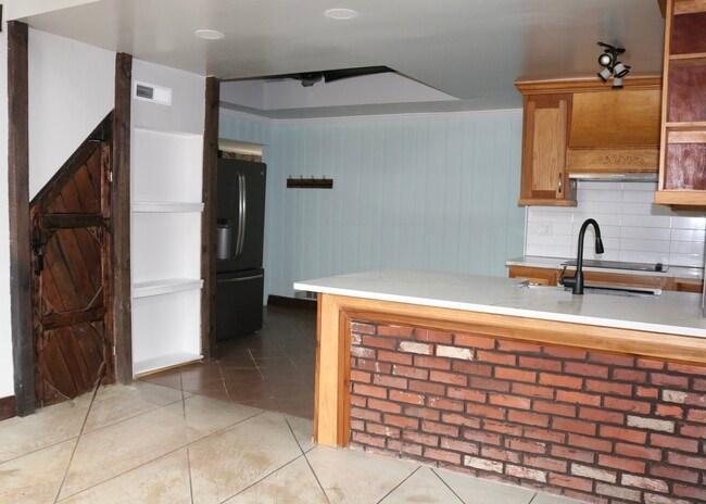 Foto del edificio - 1027 Woodward Cir SW