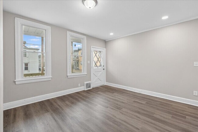 Foto del edificio - 18 N Sussex St