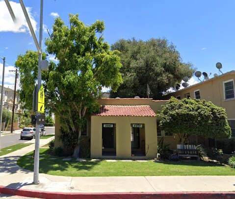 Building Photo - 4880 Tujunga Ave
