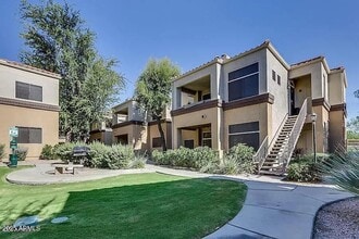 Building Photo - 11375 E Sahuaro Dr