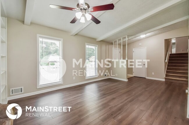 Building Photo - 512 Chanterelle Dr