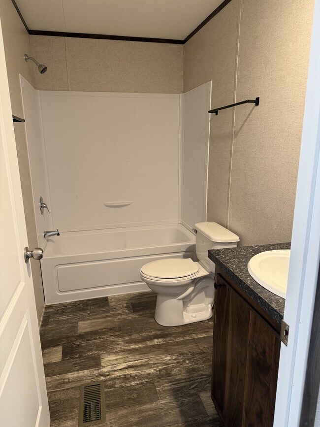 Foto del edificio - 408 Parker St