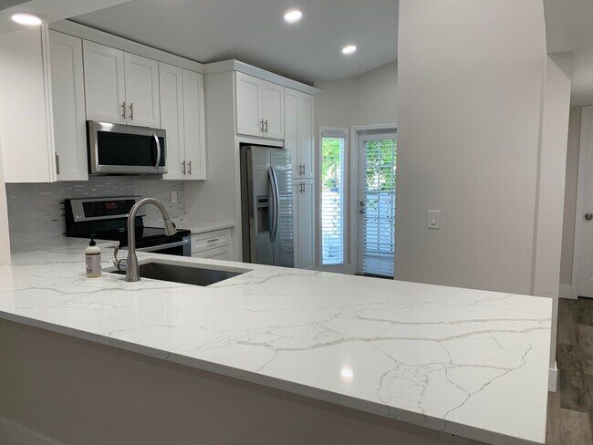 Foto del edificio - 5345 Buckhead Cir